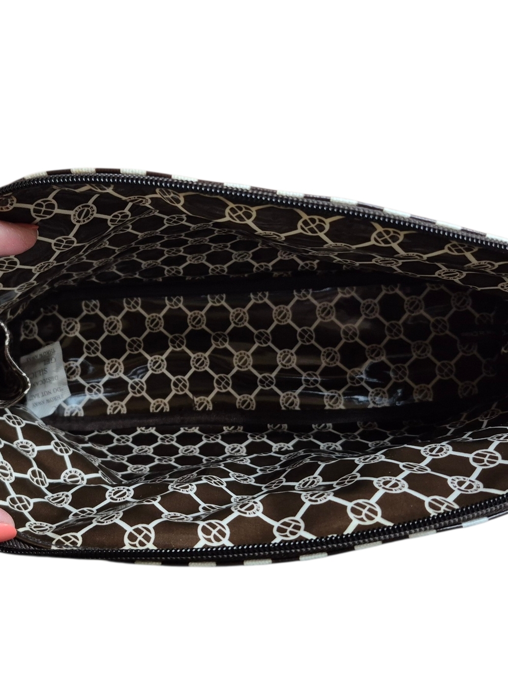 Henri Bendel Pop Art Brown & White Striped Large Makeup Bag NWOT - Picture 7 of 10